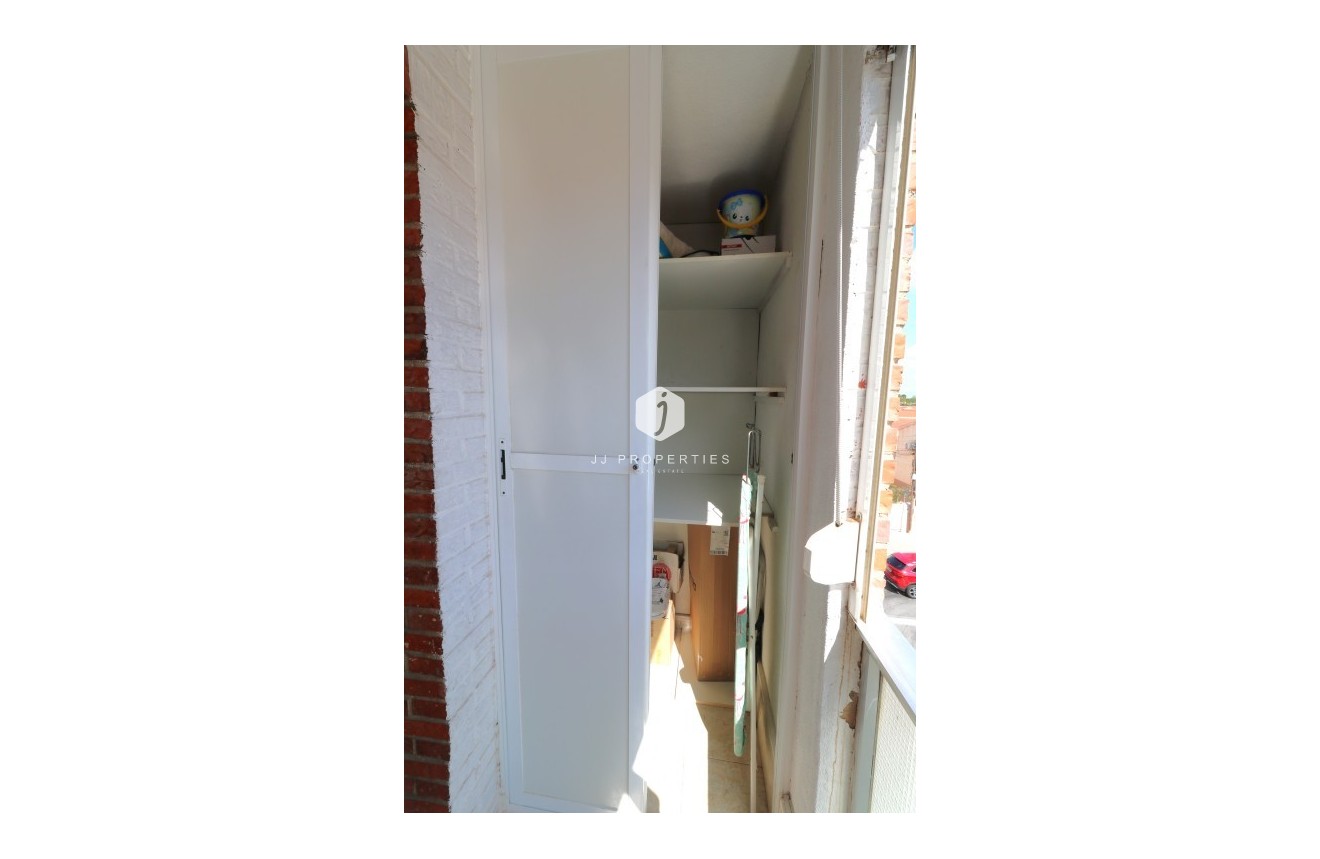 Z drugiej ręki - Mieszkanie w bloku -
Playa Del Acequion - Costa Blanca