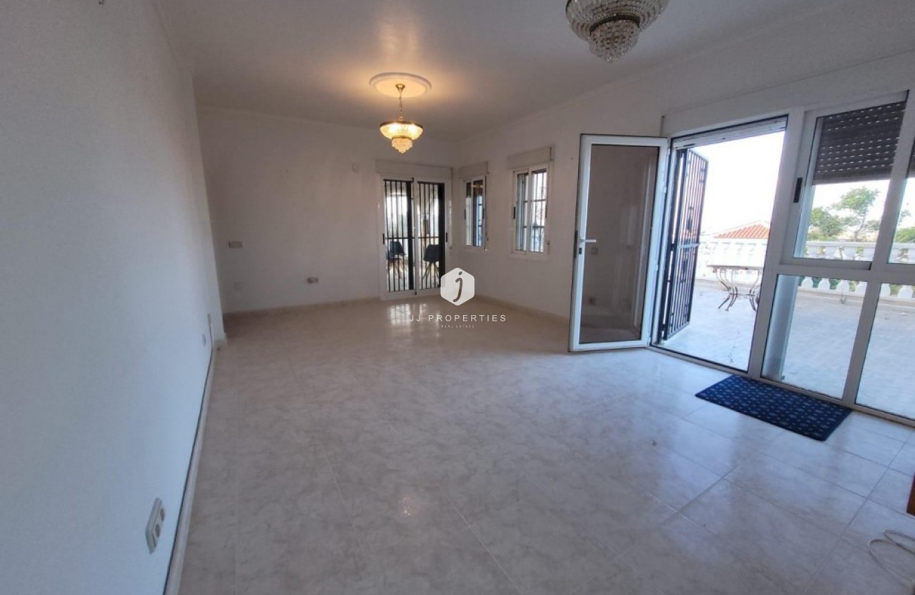 Segunda mano - Villa -
Ciudad Quesada - Costa Blanca