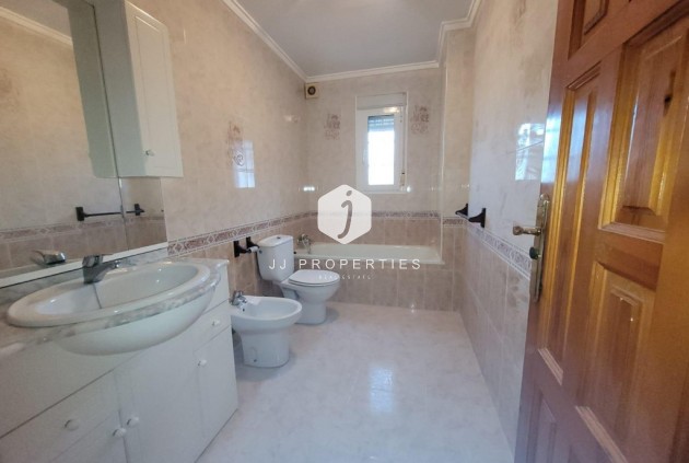 Segunda mano - Villa -
Ciudad Quesada - Costa Blanca