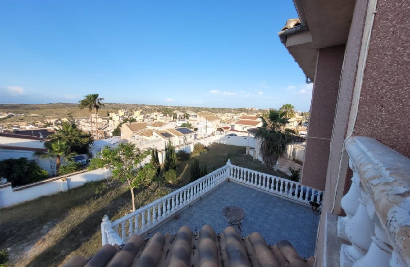 Segunda mano - Villa -
Ciudad Quesada - Costa Blanca