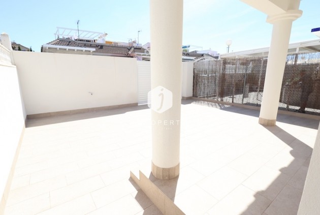 Resale - Chalet -
El Chaparral - Inland