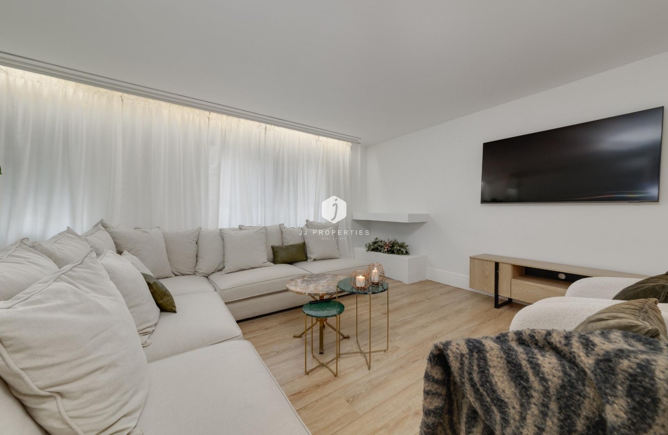 Segunda mano - Apartamento / piso -
Torrevieja - Playa del Cura