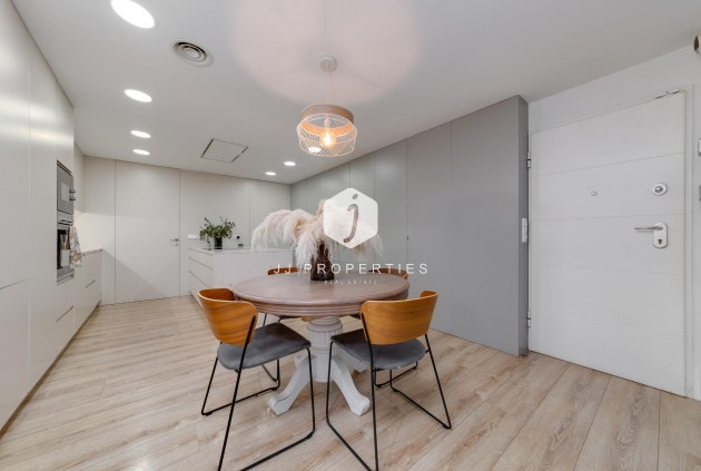 Segunda mano - Apartamento / piso -
Torrevieja - Playa del Cura