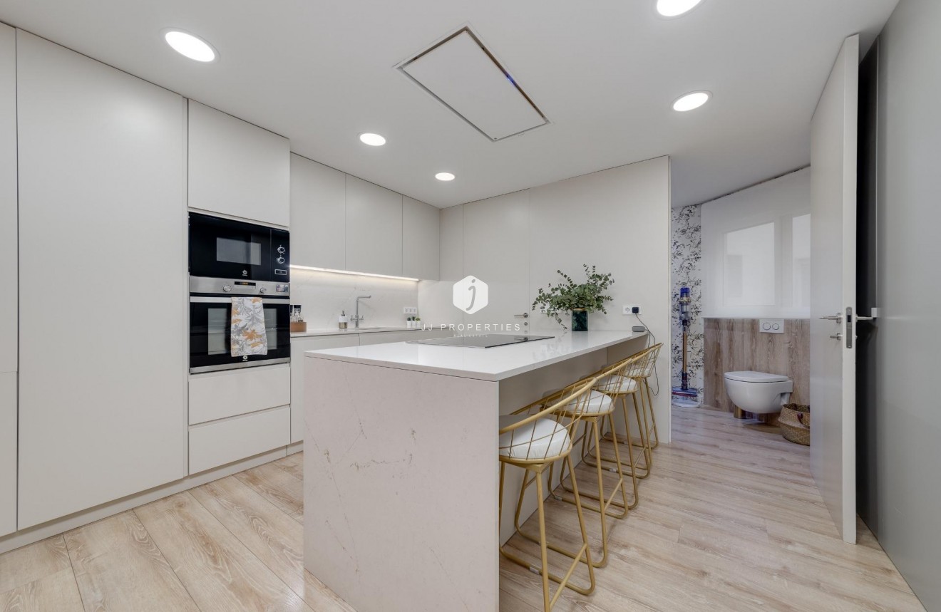 Segunda mano - Apartamento / piso -
Torrevieja - Playa del Cura