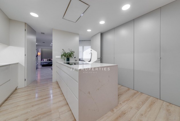 Segunda mano - Apartamento / piso -
Torrevieja - Playa del Cura