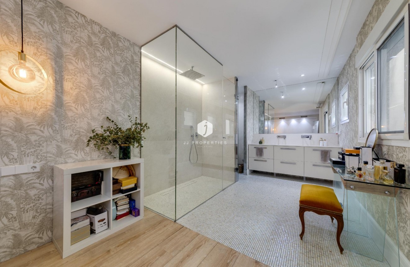 Segunda mano - Apartamento / piso -
Torrevieja - Playa del Cura