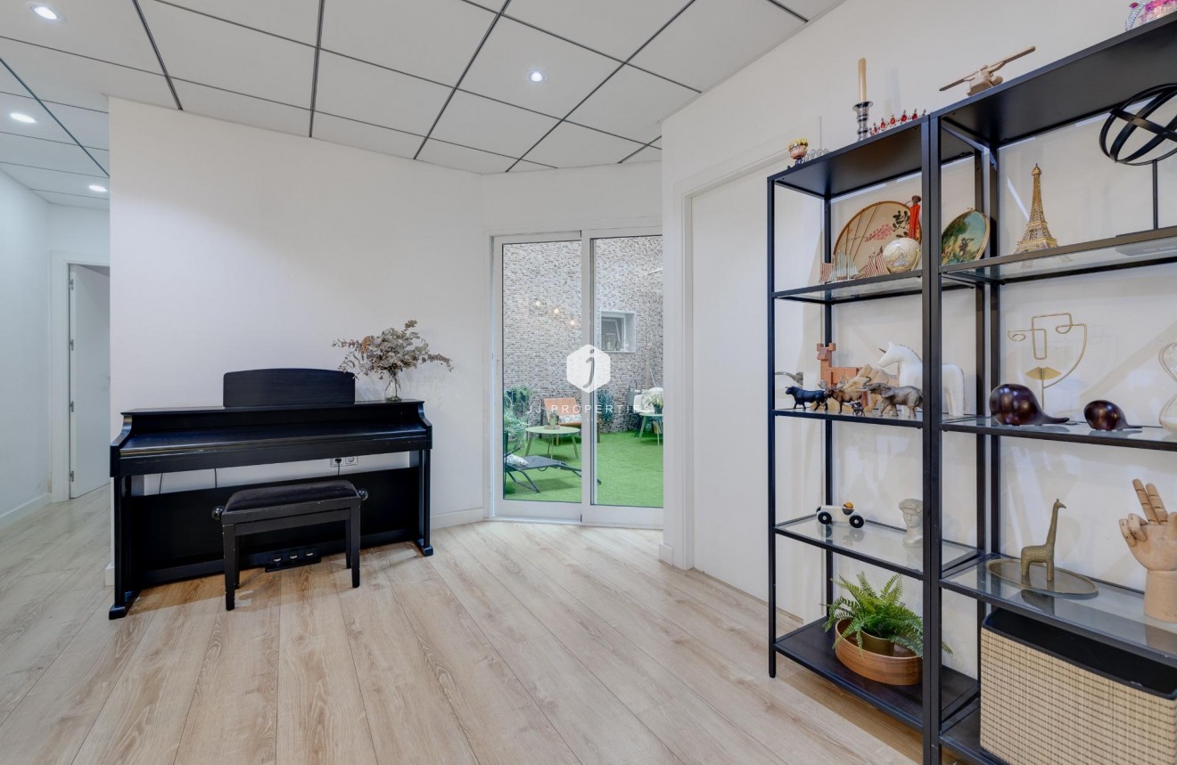 Segunda mano - Apartamento / piso -
Torrevieja - Playa del Cura