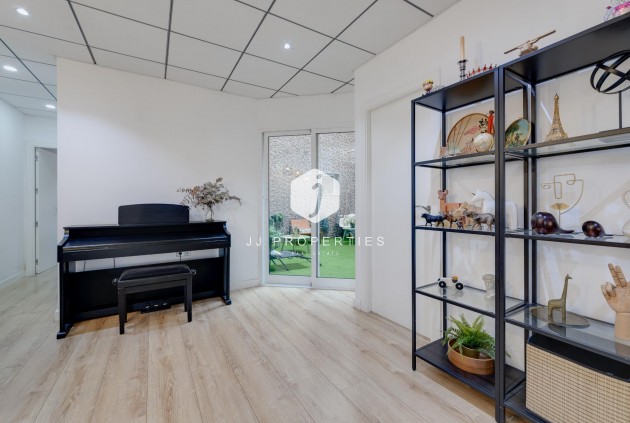 Segunda mano - Apartamento / piso -
Torrevieja - Playa del Cura