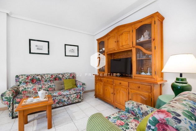 Segunda mano - Apartamento / piso -
Torrevieja - Estacion de autobuses