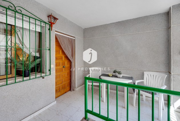 Segunda mano - Apartamento / piso -
Torrevieja - Estacion de autobuses