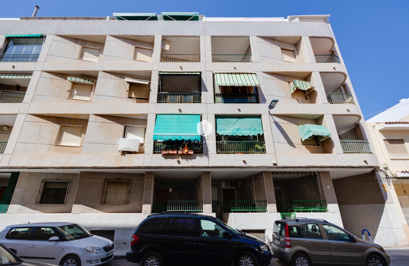 Segunda mano - Apartamento / piso -
Torrevieja - Estacion de autobuses