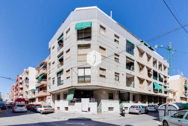 Segunda mano - Apartamento / piso -
Torrevieja - Estacion de autobuses