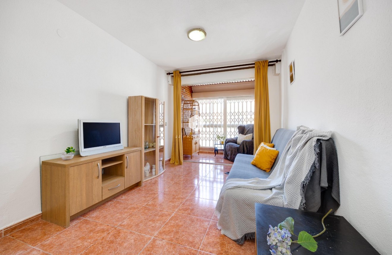 Segunda mano - Apartamento / piso -
Torrevieja - Playa de los Naufragos