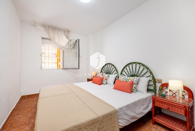 Segunda mano - Apartamento / piso -
Torrevieja - Playa de los Naufragos
