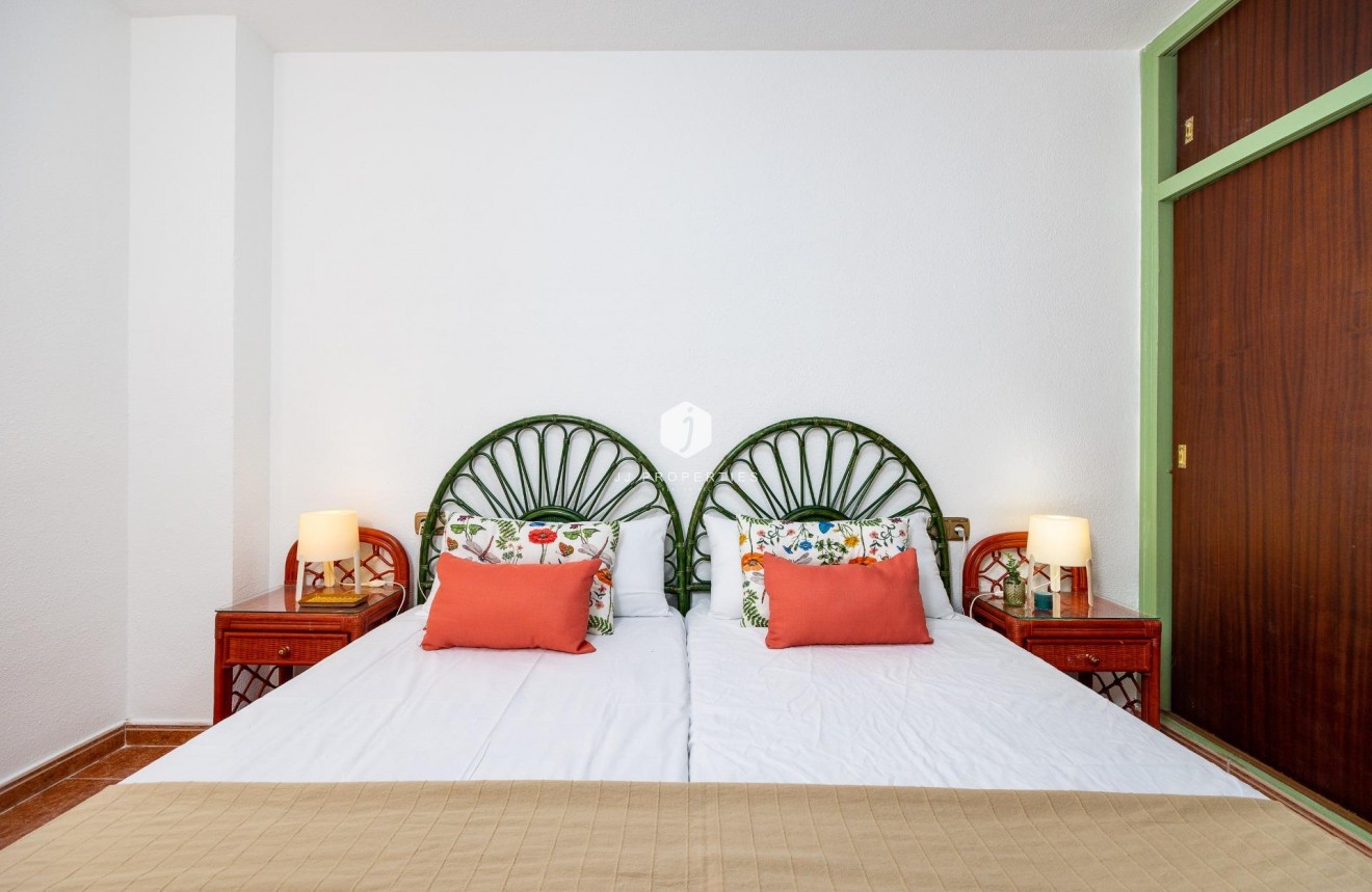 Segunda mano - Apartamento / piso -
Torrevieja - Playa de los Naufragos