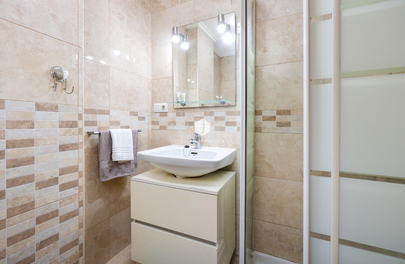 Segunda mano - Apartamento / piso -
Torrevieja - Playa de los Naufragos