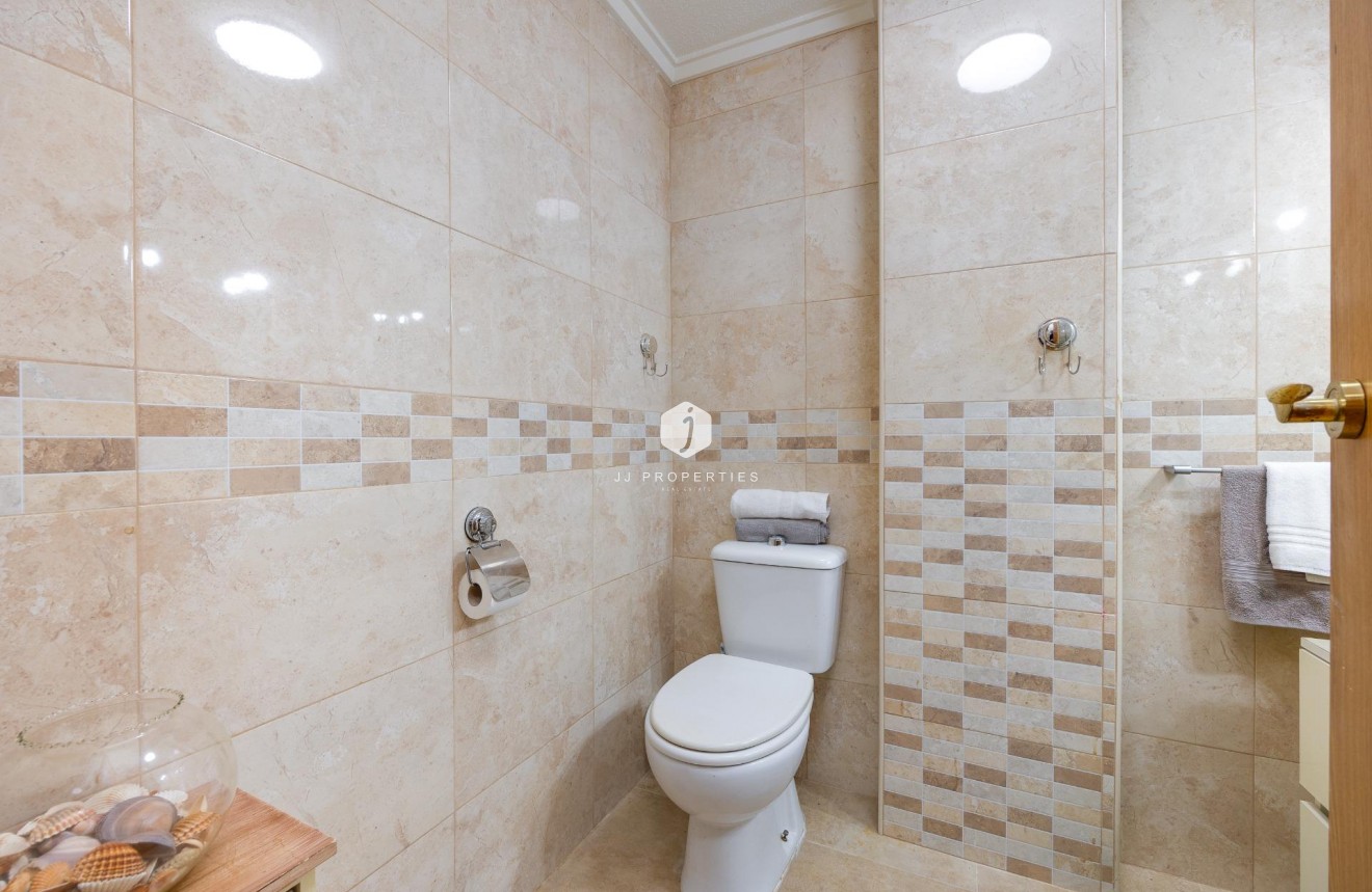 Segunda mano - Apartamento / piso -
Torrevieja - Playa de los Naufragos