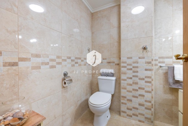 Segunda mano - Apartamento / piso -
Torrevieja - Playa de los Naufragos