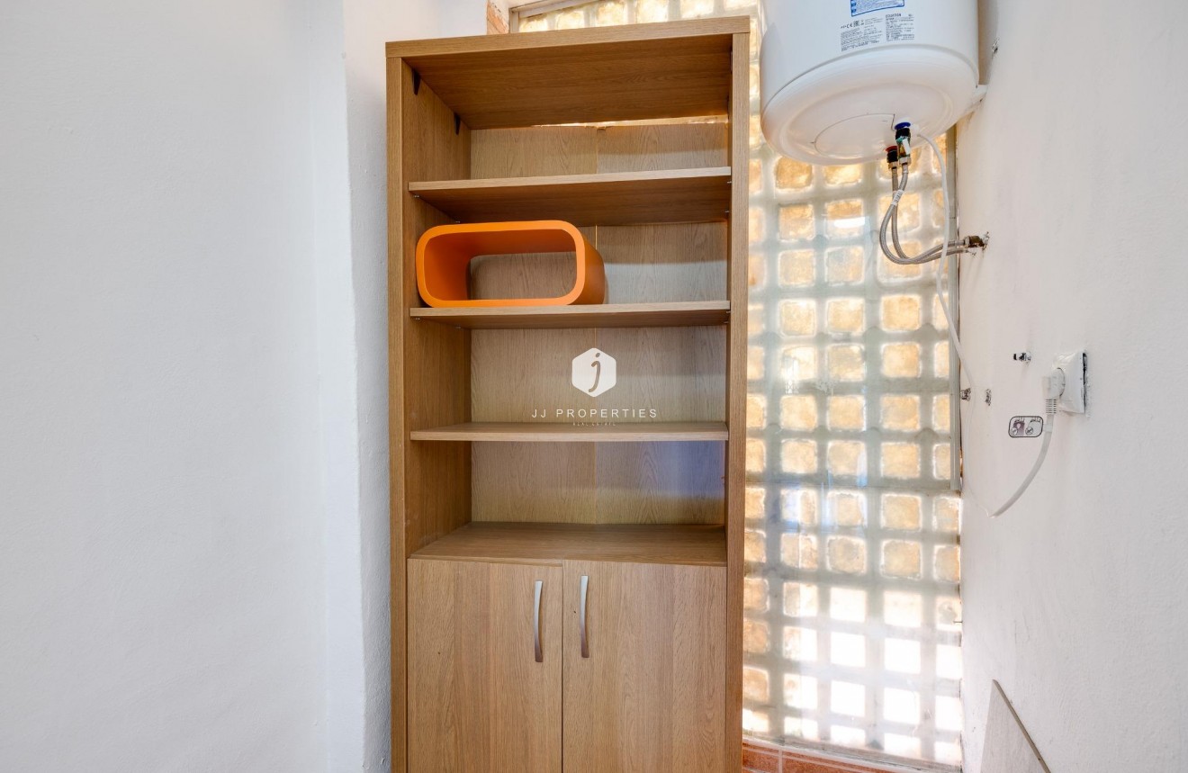 Segunda mano - Apartamento / piso -
Torrevieja - Playa de los Naufragos