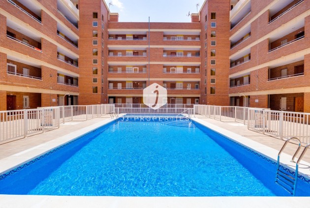 Segunda mano - Apartamento / piso -
Torrevieja - Playa de los Naufragos