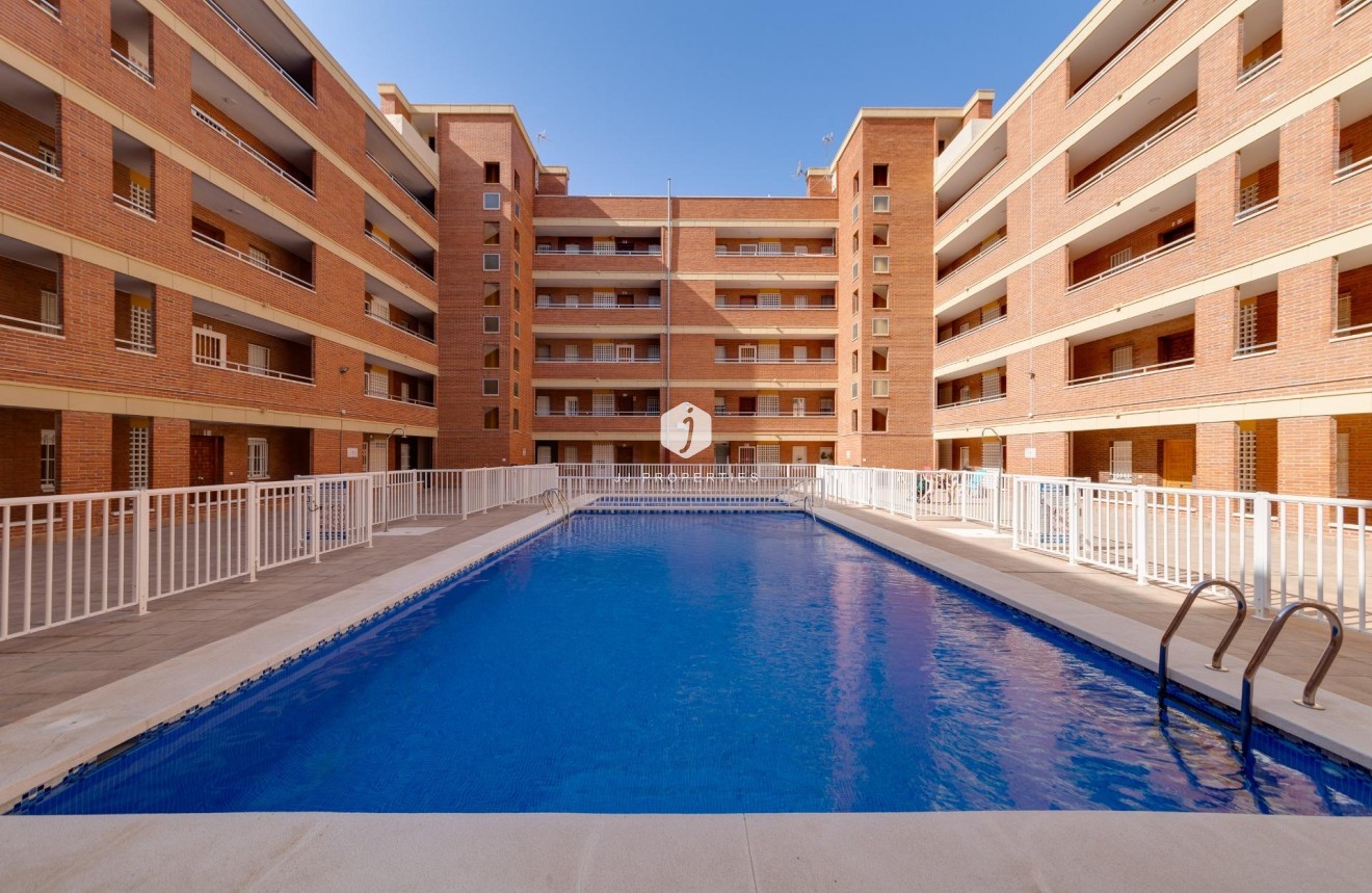 Segunda mano - Apartamento / piso -
Torrevieja - Playa de los Naufragos