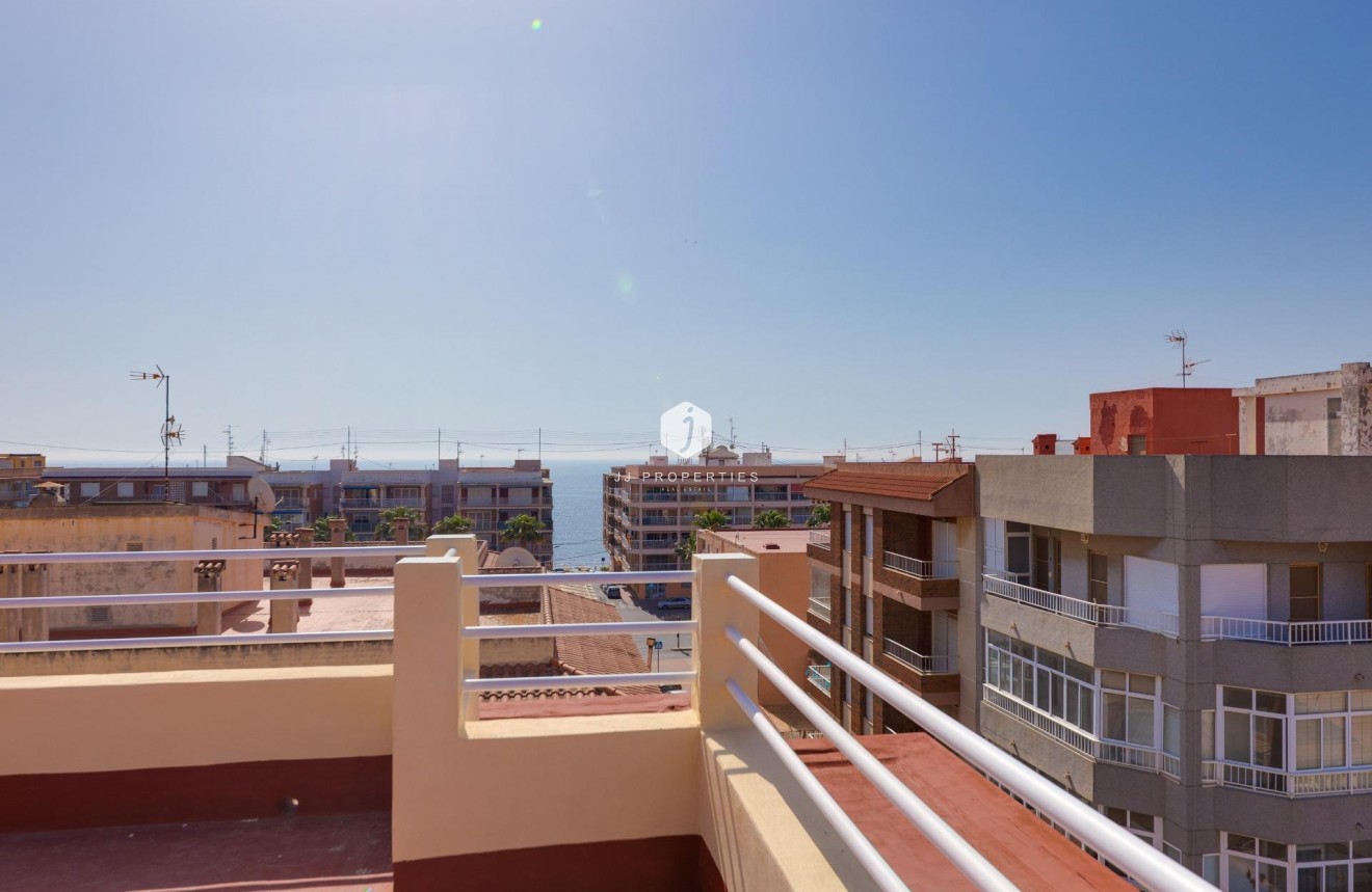 Segunda mano - Apartamento / piso -
Torrevieja - Playa de los Naufragos