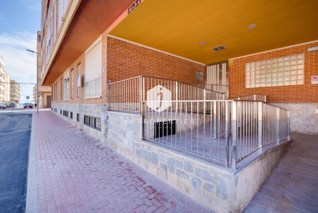 Segunda mano - Apartamento / piso -
Torrevieja - Playa de los Naufragos