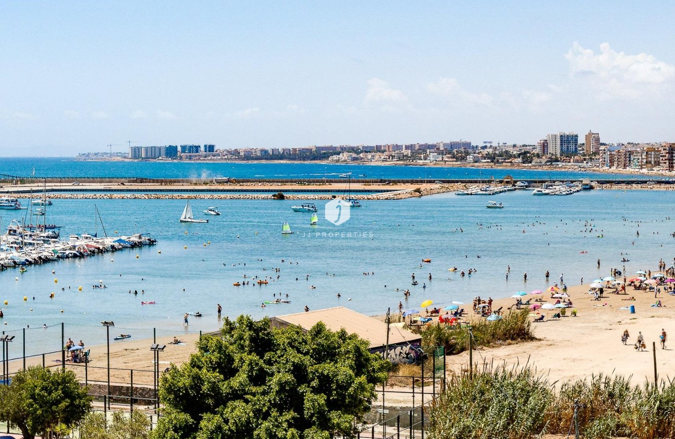 Segunda mano - Apartamento / piso -
Torrevieja - Playa de los Naufragos