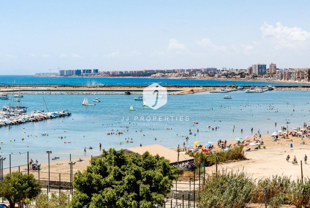 Segunda mano - Apartamento / piso -
Torrevieja - Playa de los Naufragos