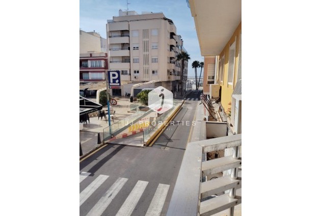 Segunda mano - Apartamento / piso -
Torrevieja - Centro