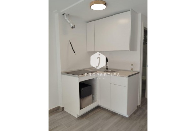 Segunda mano - Apartamento / piso -
Torrevieja - Centro