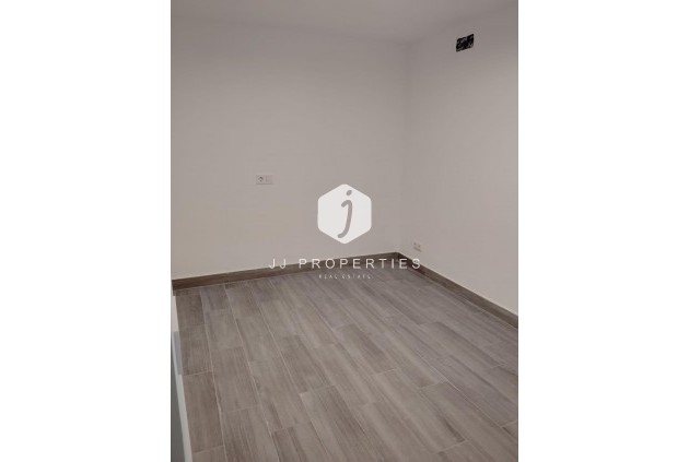 Segunda mano - Apartamento / piso -
Torrevieja - Centro