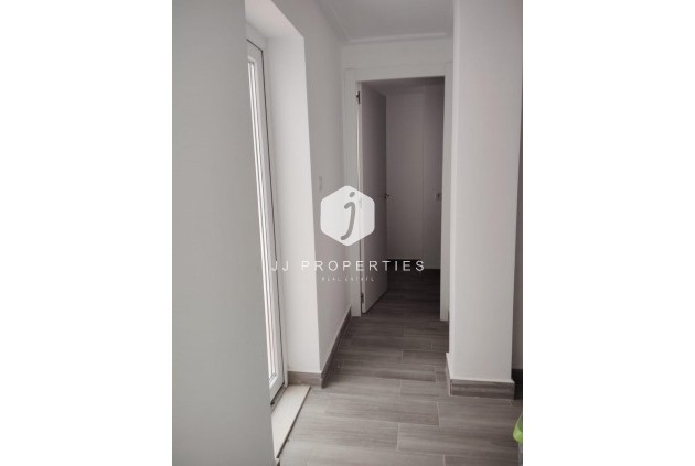 Segunda mano - Apartamento / piso -
Torrevieja - Centro