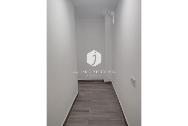 Segunda mano - Apartamento / piso -
Torrevieja - Centro