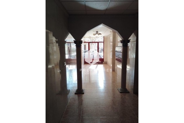 Segunda mano - Apartamento / piso -
Torrevieja - Centro