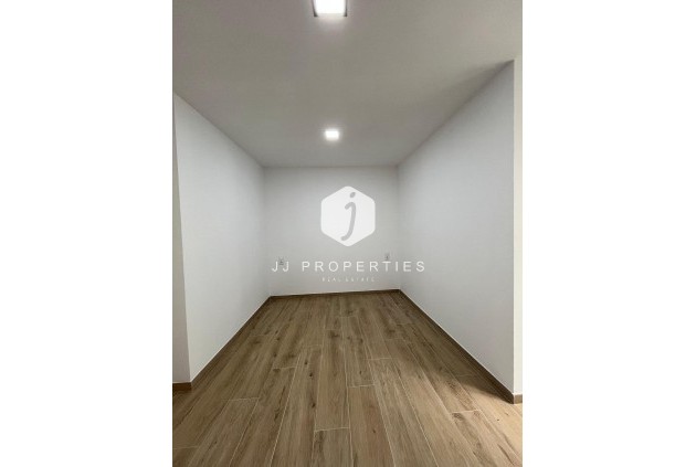 D'occasion - Appartement -
Torrevieja - La Mata