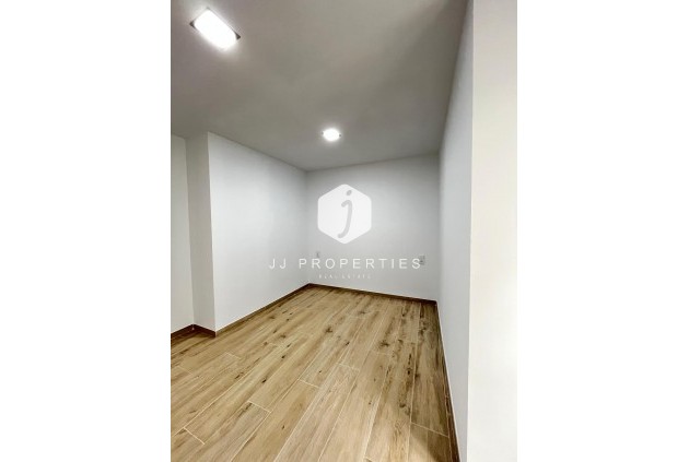 D'occasion - Appartement -
Torrevieja - La Mata