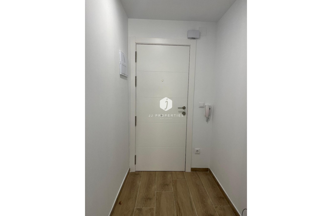 D'occasion - Appartement -
Torrevieja - La Mata