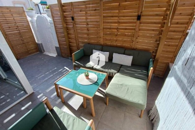 Segunda mano - Apartamento / piso -
Torrevieja - Los Balcones