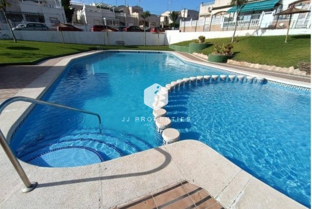 Segunda mano - Apartamento / piso -
Torrevieja - Los Balcones