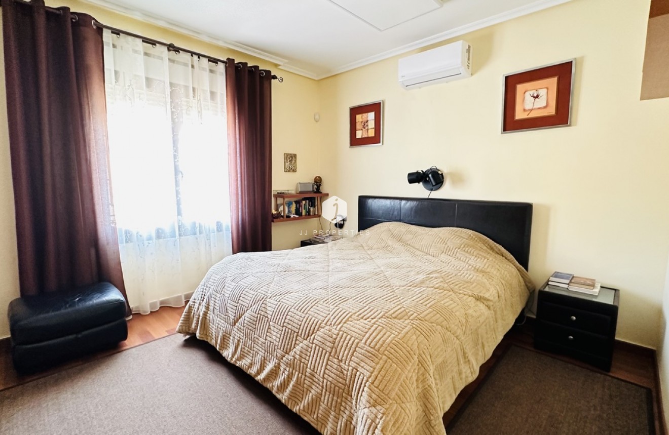 Segunda mano - Villa -
Algorfa - Inland