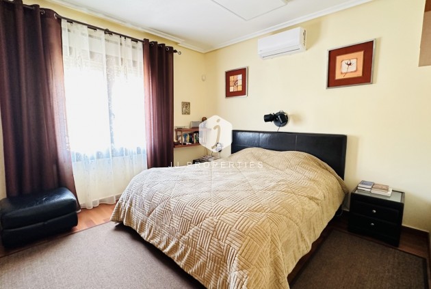 Segunda mano - Villa -
Algorfa - Inland