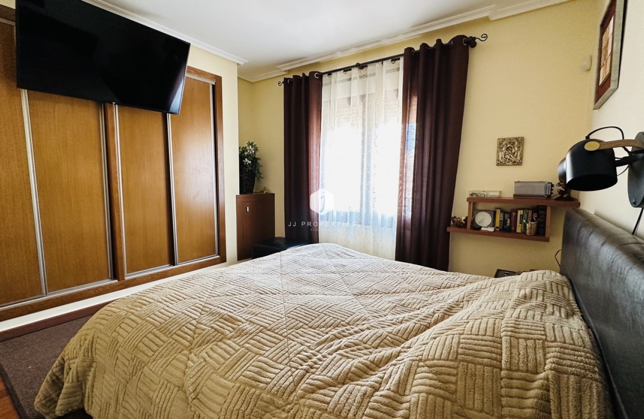 Segunda mano - Villa -
Algorfa - Inland