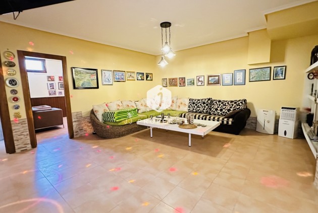 Segunda mano - Villa -
Algorfa - Inland