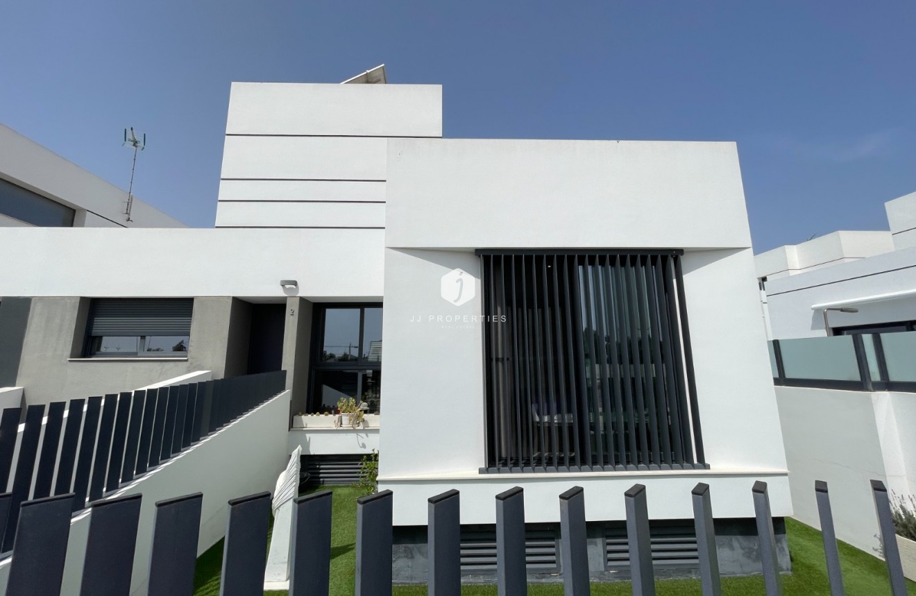 Segunda mano - Chalet -
Dolores - Costa Blanca