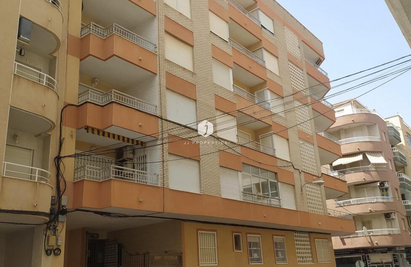 Segunda mano - Apartamento / piso -
Torrevieja - Los Locos