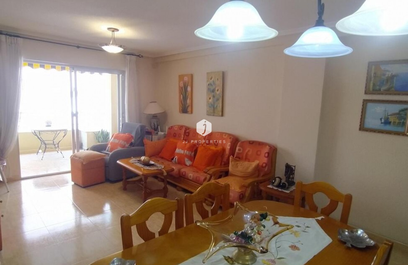 Segunda mano - Apartamento / piso -
Torrevieja - Los Locos