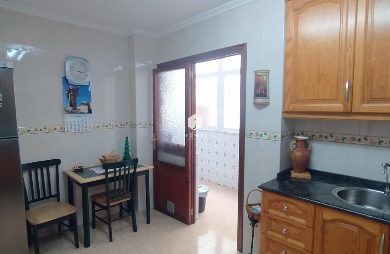 Segunda mano - Apartamento / piso -
Torrevieja - Los Locos