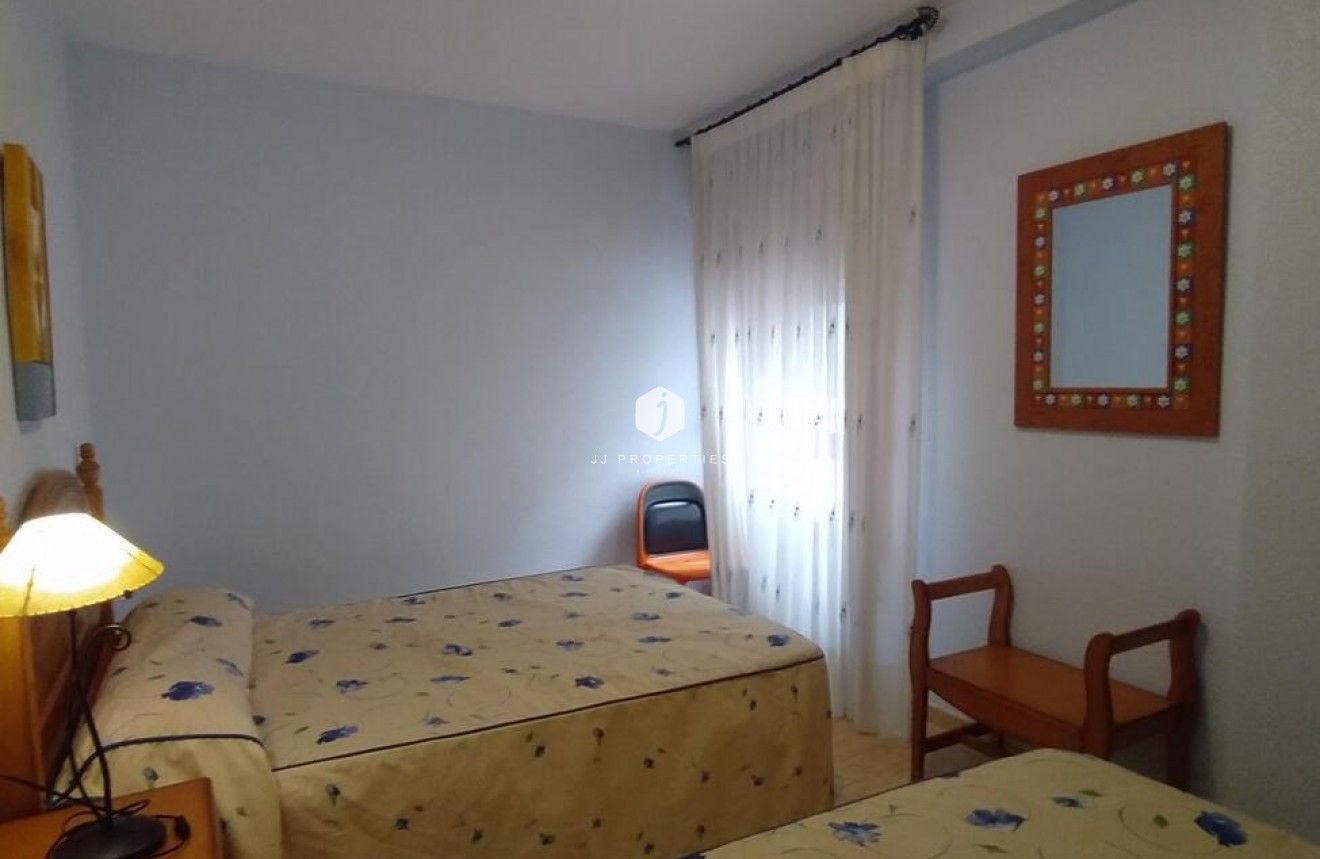 Segunda mano - Apartamento / piso -
Torrevieja - Los Locos