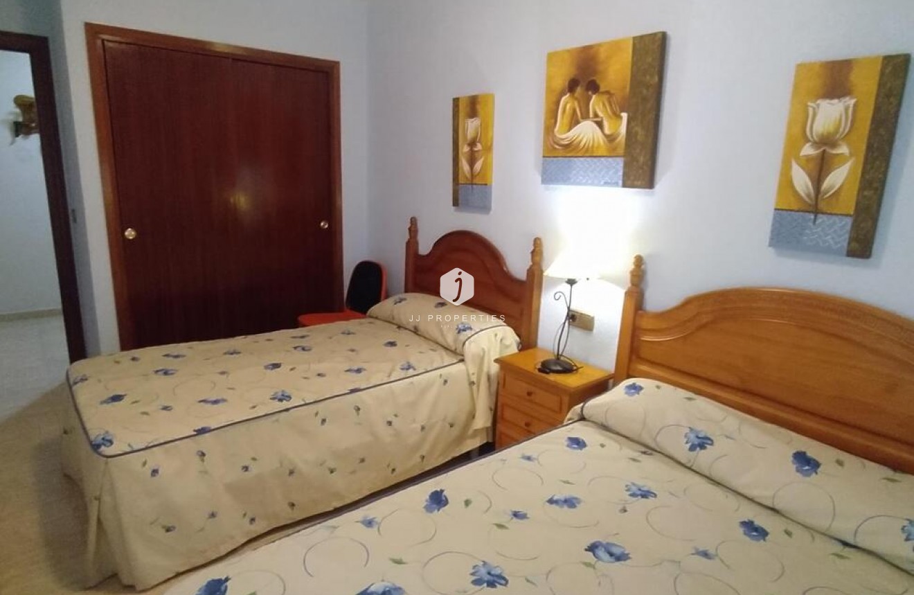 Segunda mano - Apartamento / piso -
Torrevieja - Los Locos